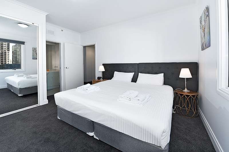 Apartment 76 33 La Trobe Street Melbourne CBD