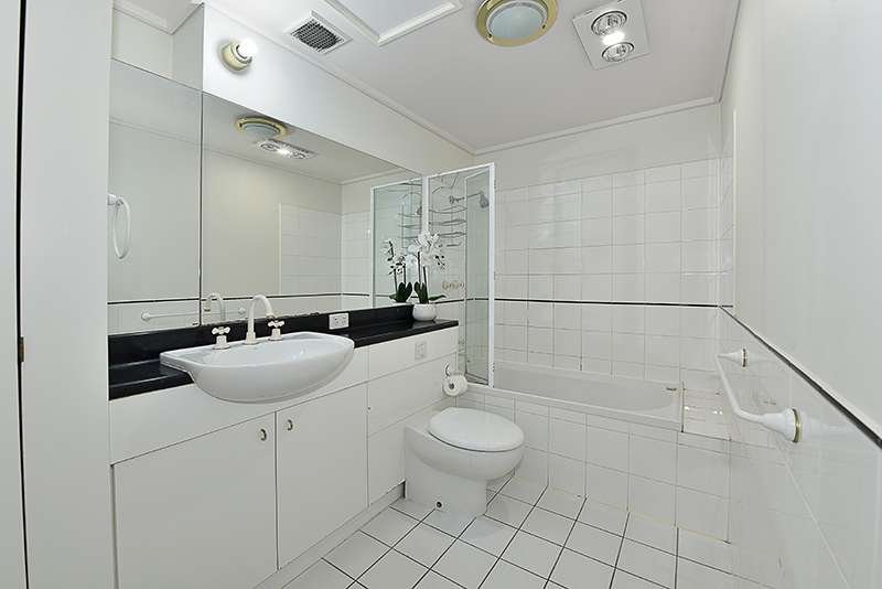 Apartment 703 181 Exhibition Street Melbourne CBD