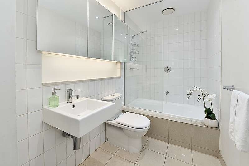 Apartment 403 368 Little Collins Street Melbourne CBD