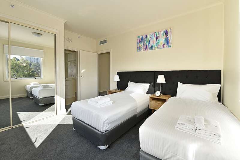 Apartment 51 33 La Trobe Street Melbourne CBD