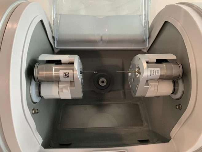 Sirona inLab CEREC MC XL 4-Axis Dental Milling Machine