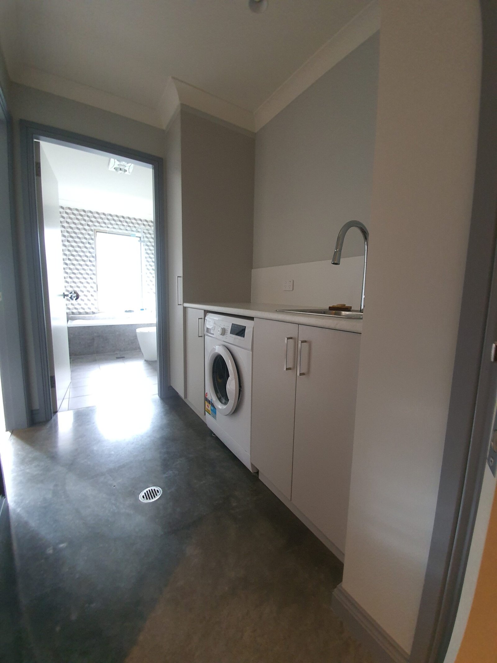 Bathroom and Kitchens www.auspec.com.au