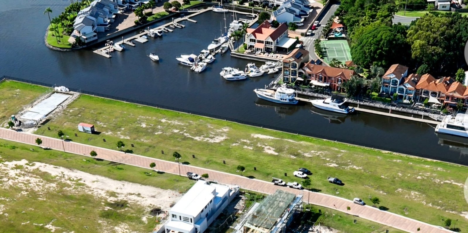 Land for sale in a secure estate