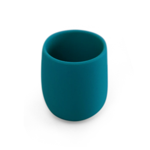 Joyfull Mealtimes: Gentle Sips with Our Silicone Cups for Babies