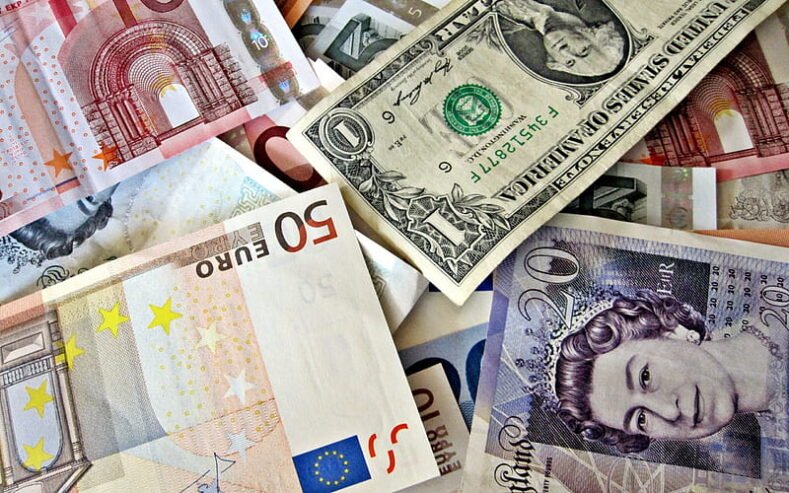 Counterfeit Money/ Fke Bills/ Prop Notes