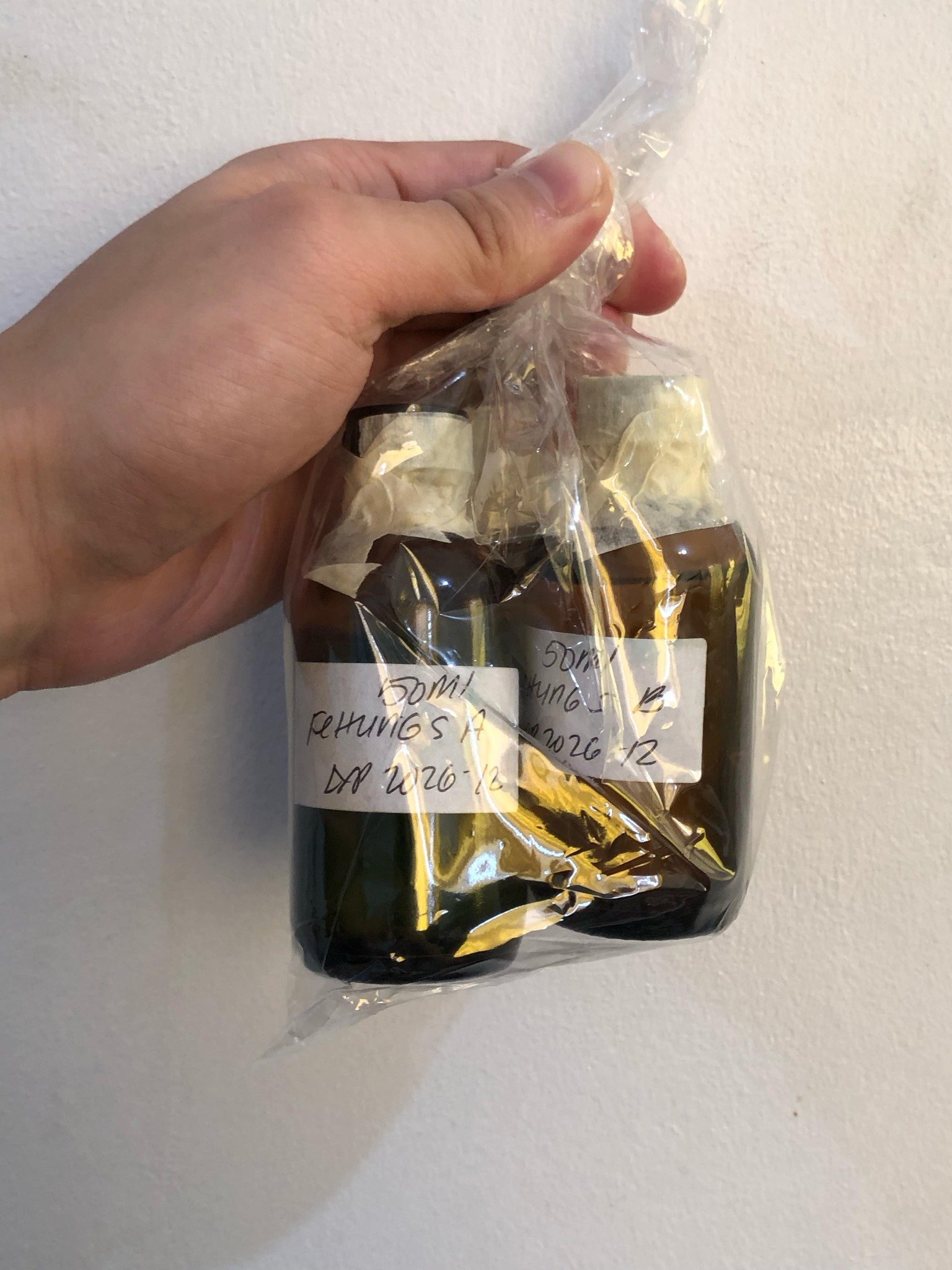 硫酸低价出售，whatsapp:/+1(501)436-2415/+447918009975/ Telegram 用户名：@Emillimorgan