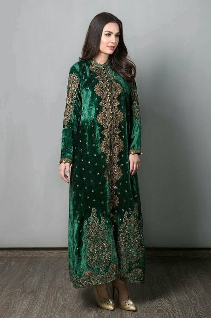 Elegant Embroidered Kaftan – Grab Your Discount Today!