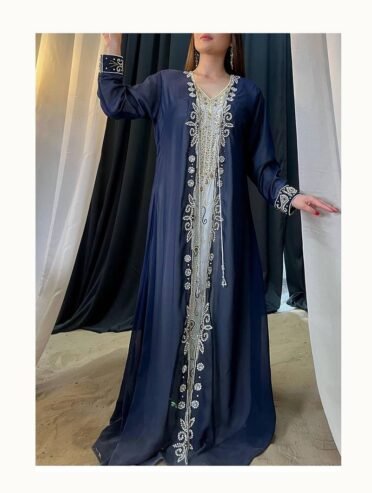 Elegant Blue Kaftan for Muslim Women – Special Discount!