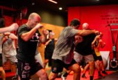 Does BoxSmart offer classes for different adult skill levels?