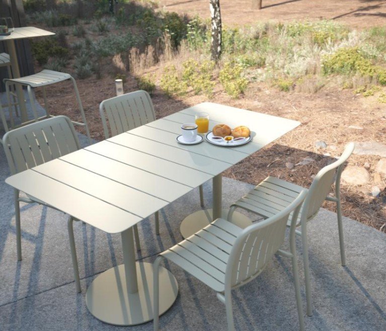 Roku Rectangle Cafe Table – Stylish Outdoor Latte Dining