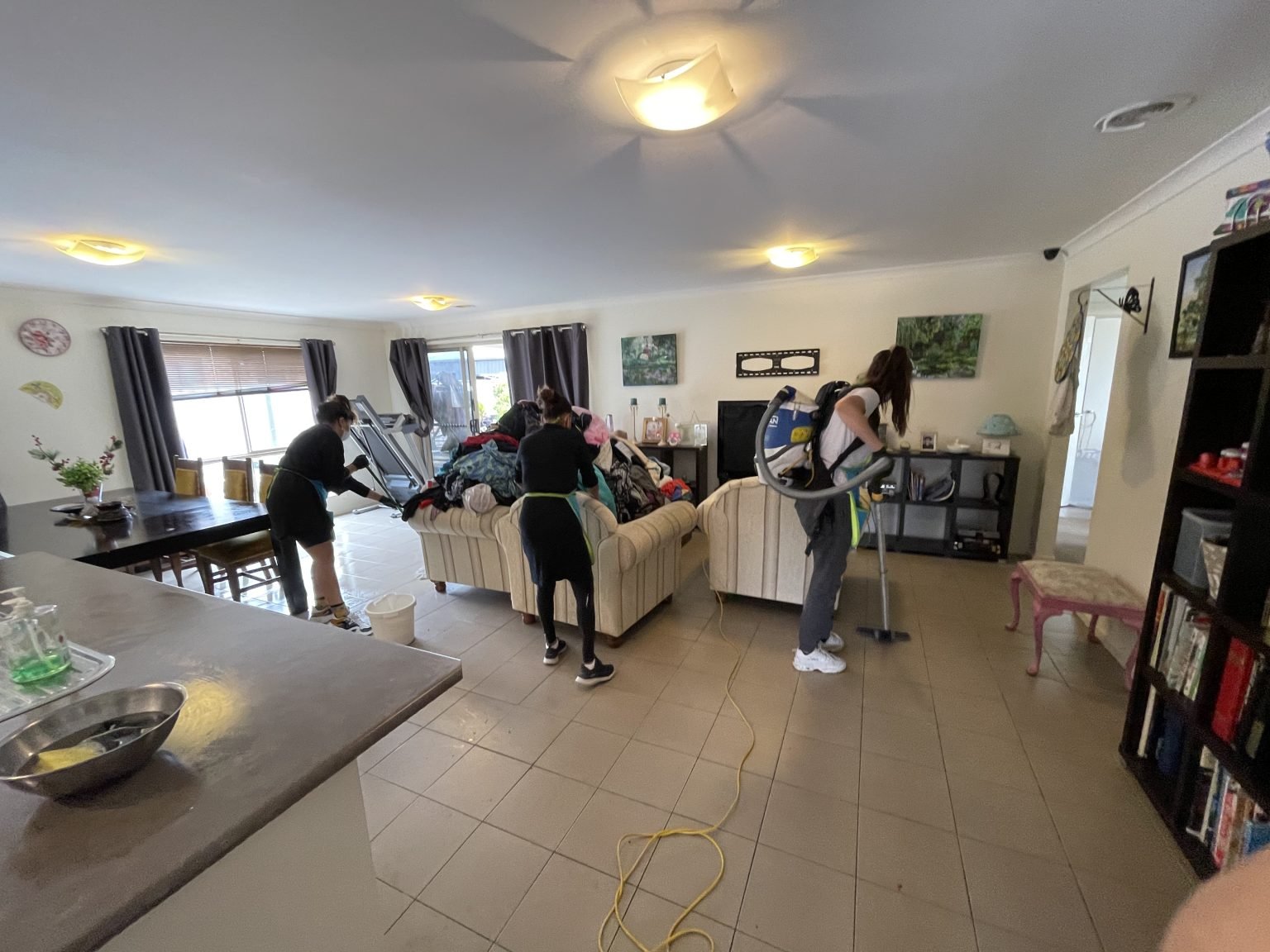 Book Regular Cleaner Melbourne – Hassle-Free Cleaning