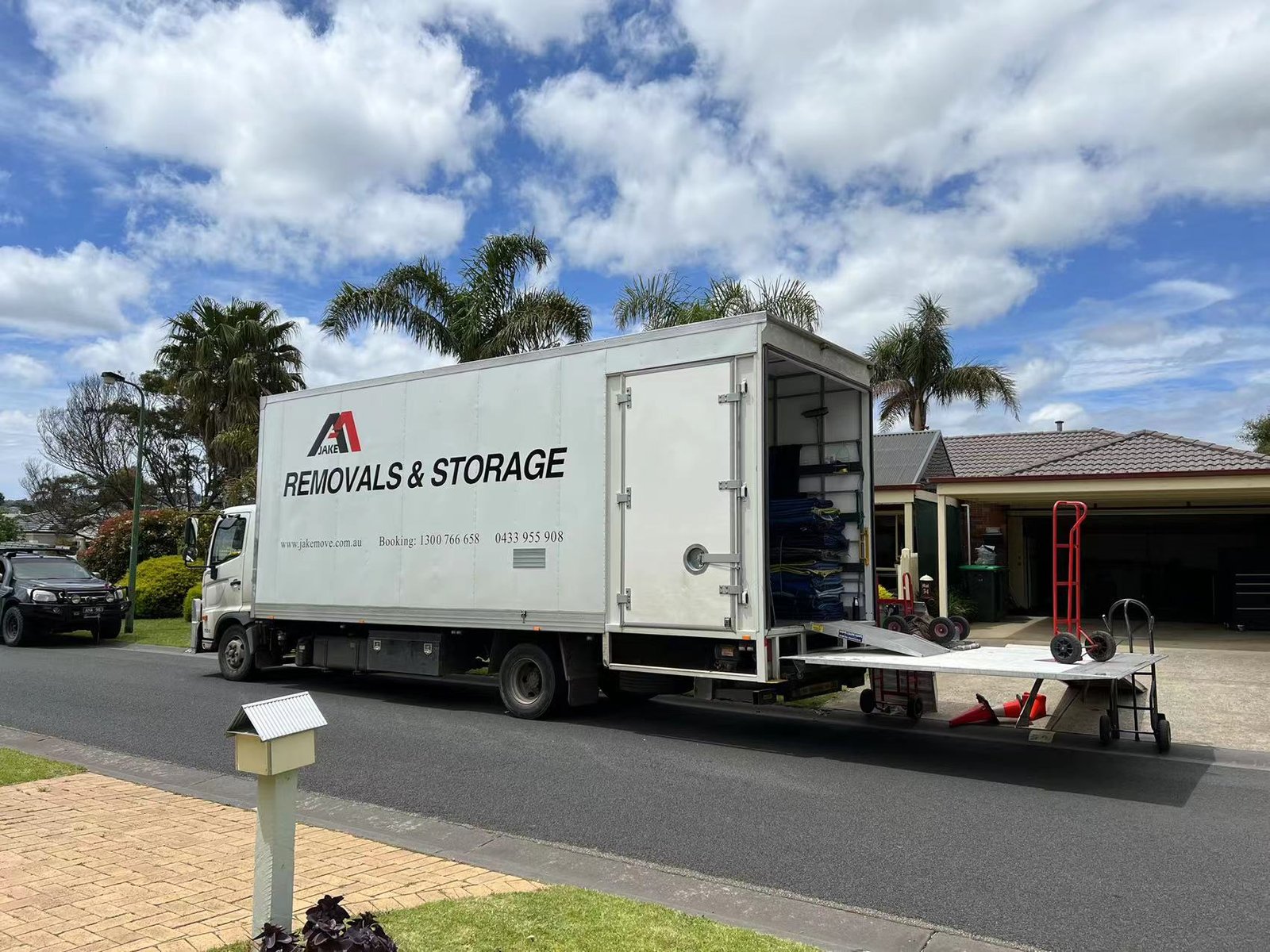 Affordable and Reliable Removalists Richmond | Jake Removals