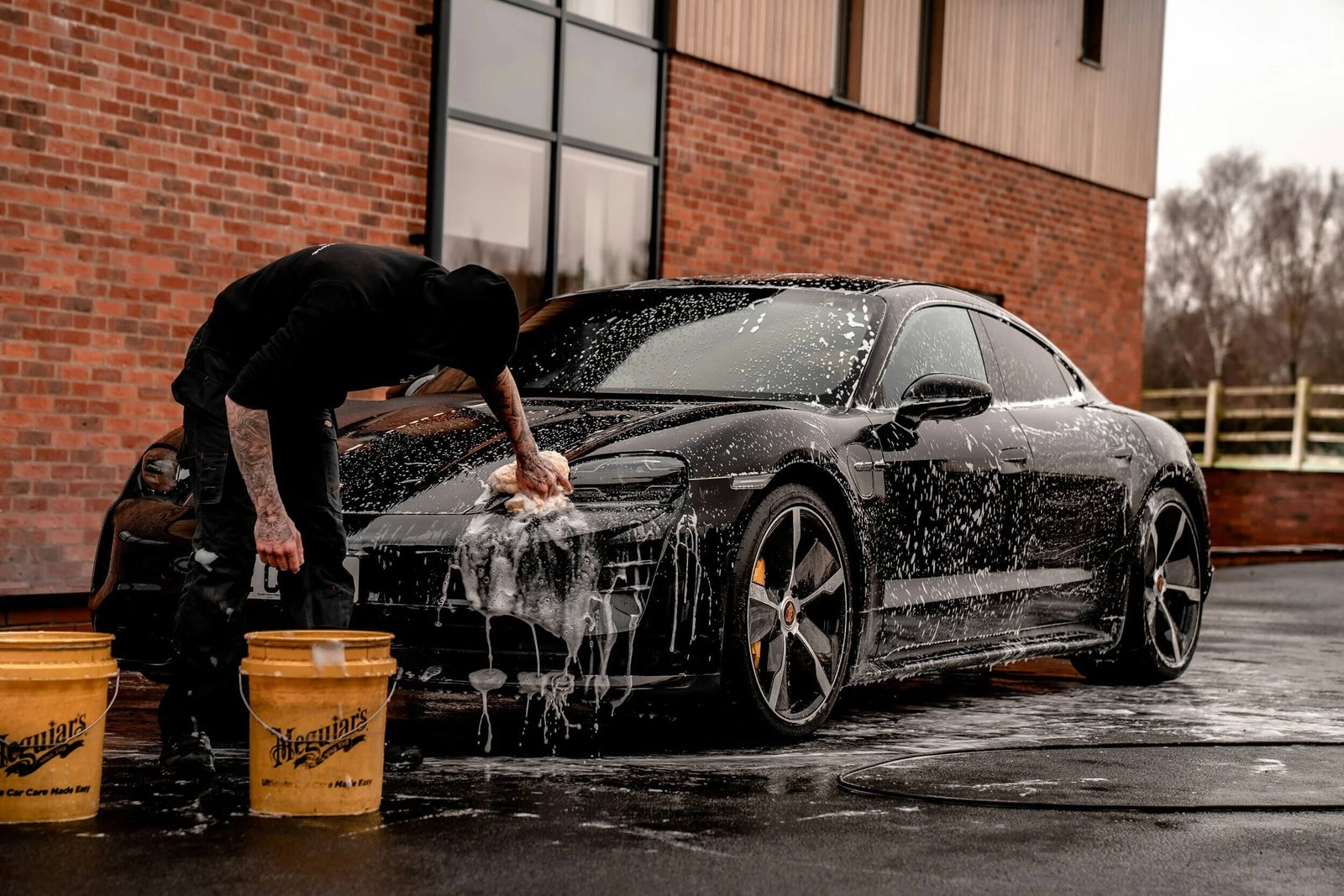 LUXURY CAR DETAILING SYDNEY