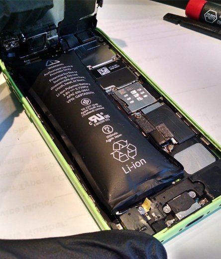 High-Quality iPhone Battery Replacement in Double Bay