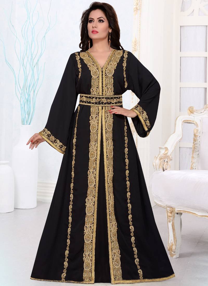 Black Kaftan for Women – Stylish Elegant Kaftan Dress by Mirraw Brand