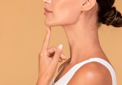 Say-Goodbye-to-Jowls_-Top-Ways-to-Lift-and-Tighten-Your-Jawline