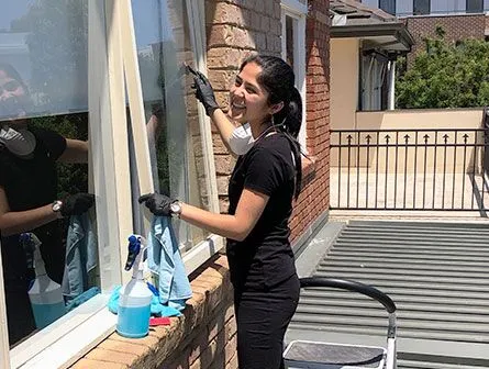 Window Cleaning Service Melbourne – Sparkling Results